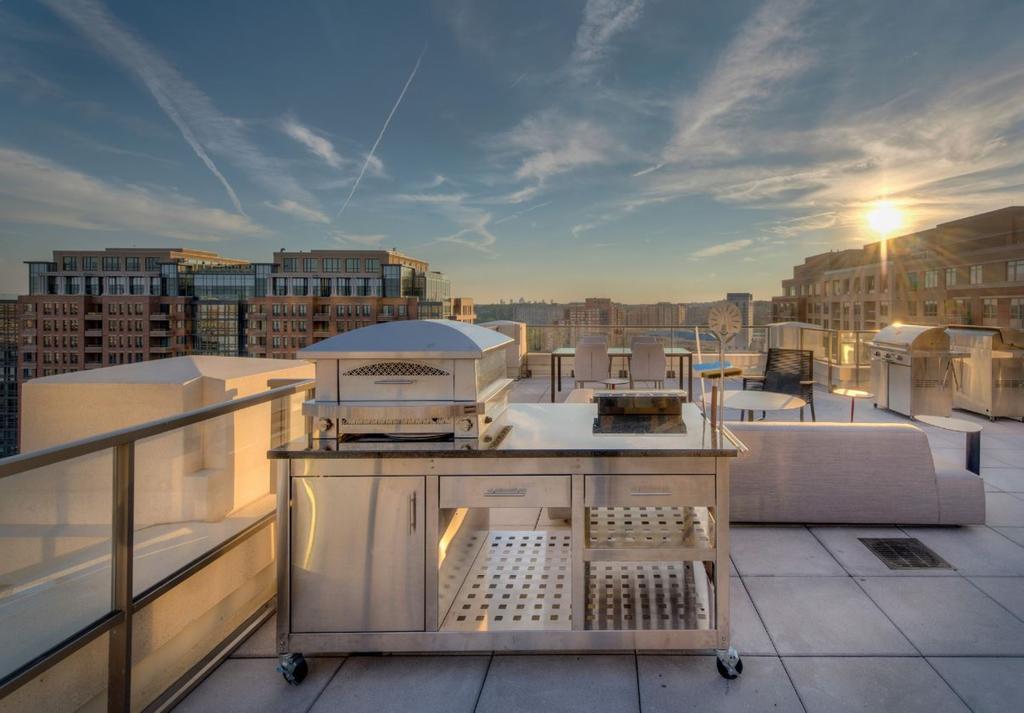 Global Luxury Suites Near Pentagon City Arlington Exterior photo