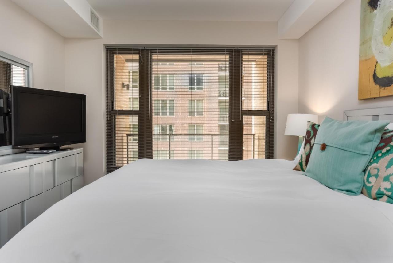 Global Luxury Suites Near Pentagon City Arlington Room photo