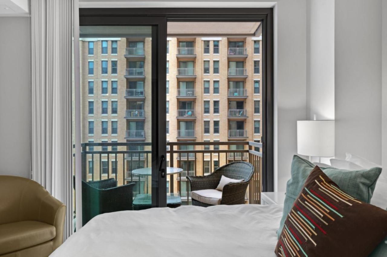 Global Luxury Suites Near Pentagon City Arlington Room photo