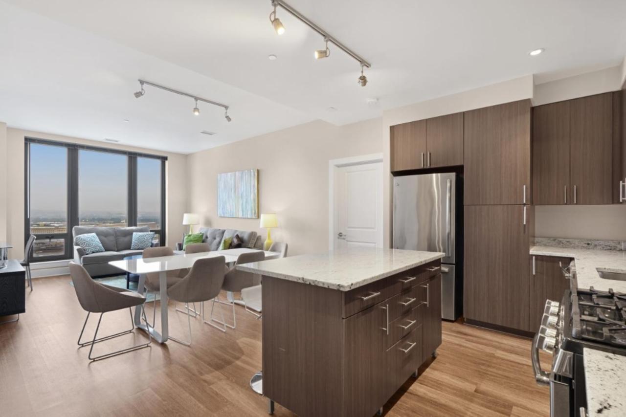 Global Luxury Suites Near Pentagon City Arlington Room photo